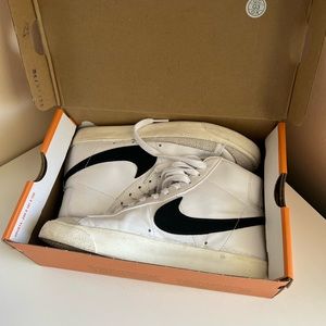 Nike blazer mid 77